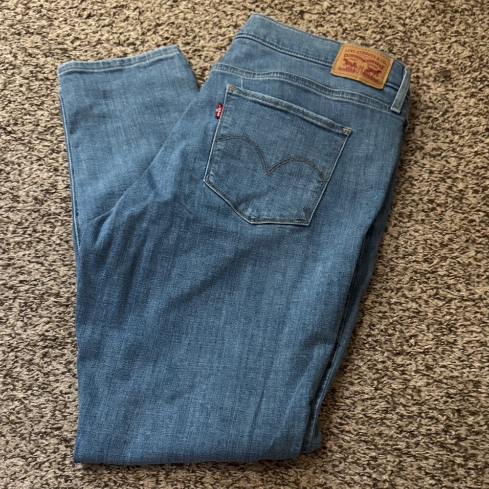 Levi's Classic Indigo Jeans